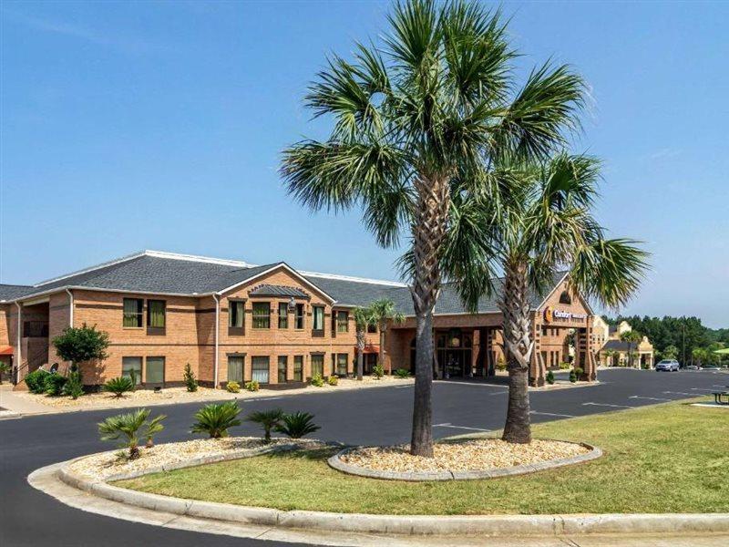 Comfort Inn & Suites Perry National Fairgrounds Area Екстериор снимка