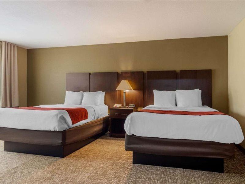 Comfort Inn & Suites Perry National Fairgrounds Area Екстериор снимка
