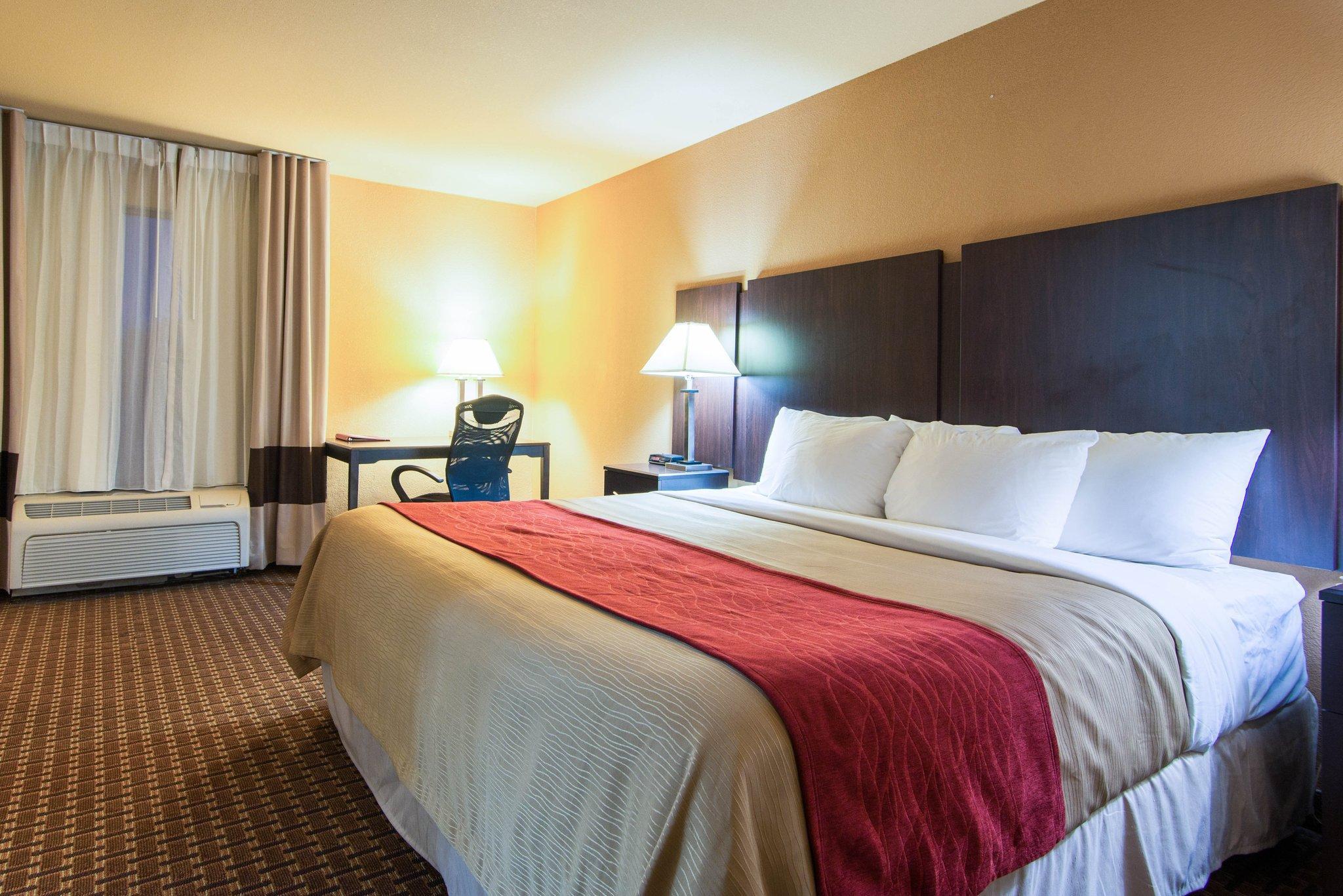 Comfort Inn & Suites Perry National Fairgrounds Area Екстериор снимка