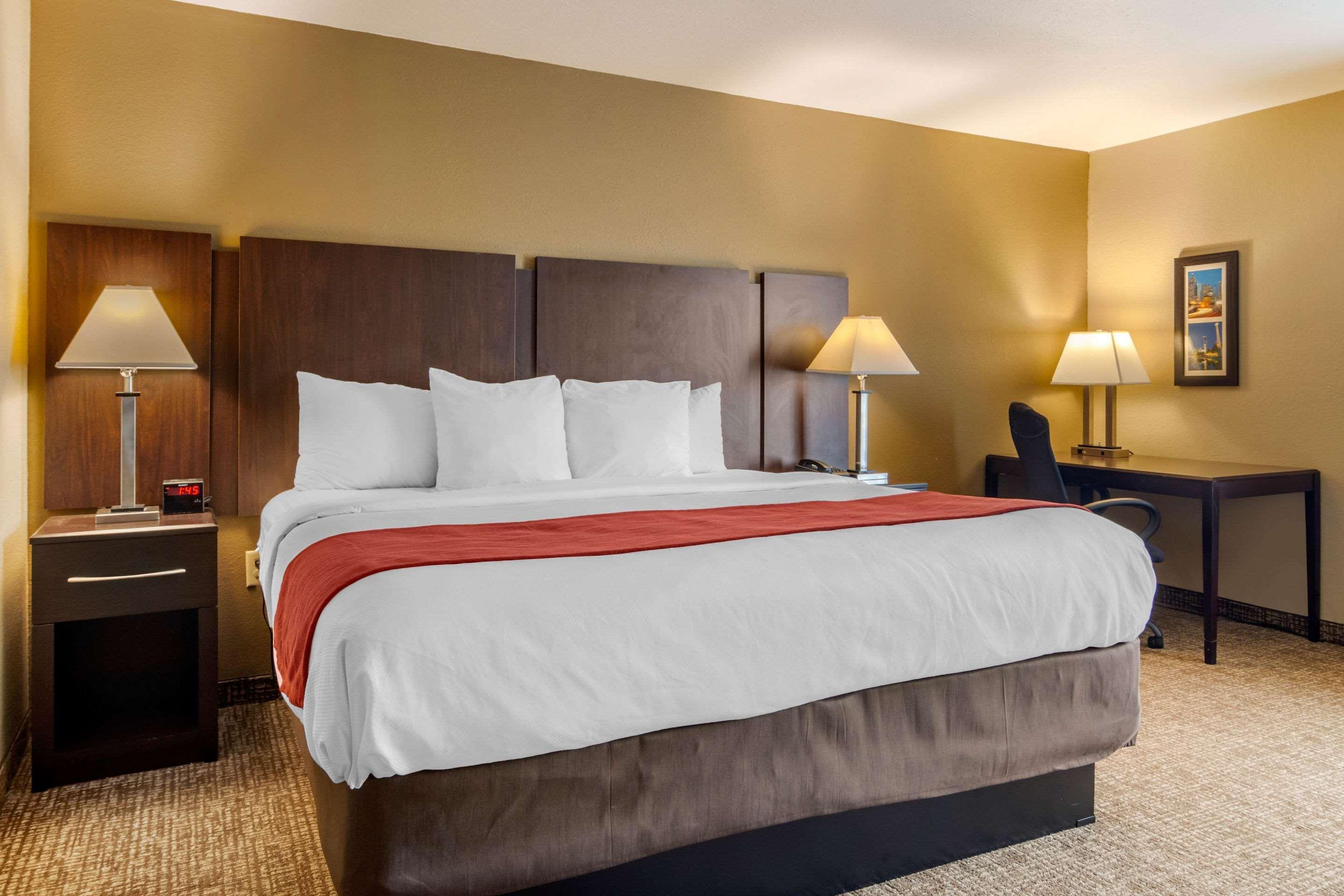 Comfort Inn & Suites Perry National Fairgrounds Area Екстериор снимка