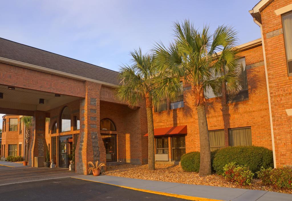 Comfort Inn & Suites Perry National Fairgrounds Area Екстериор снимка