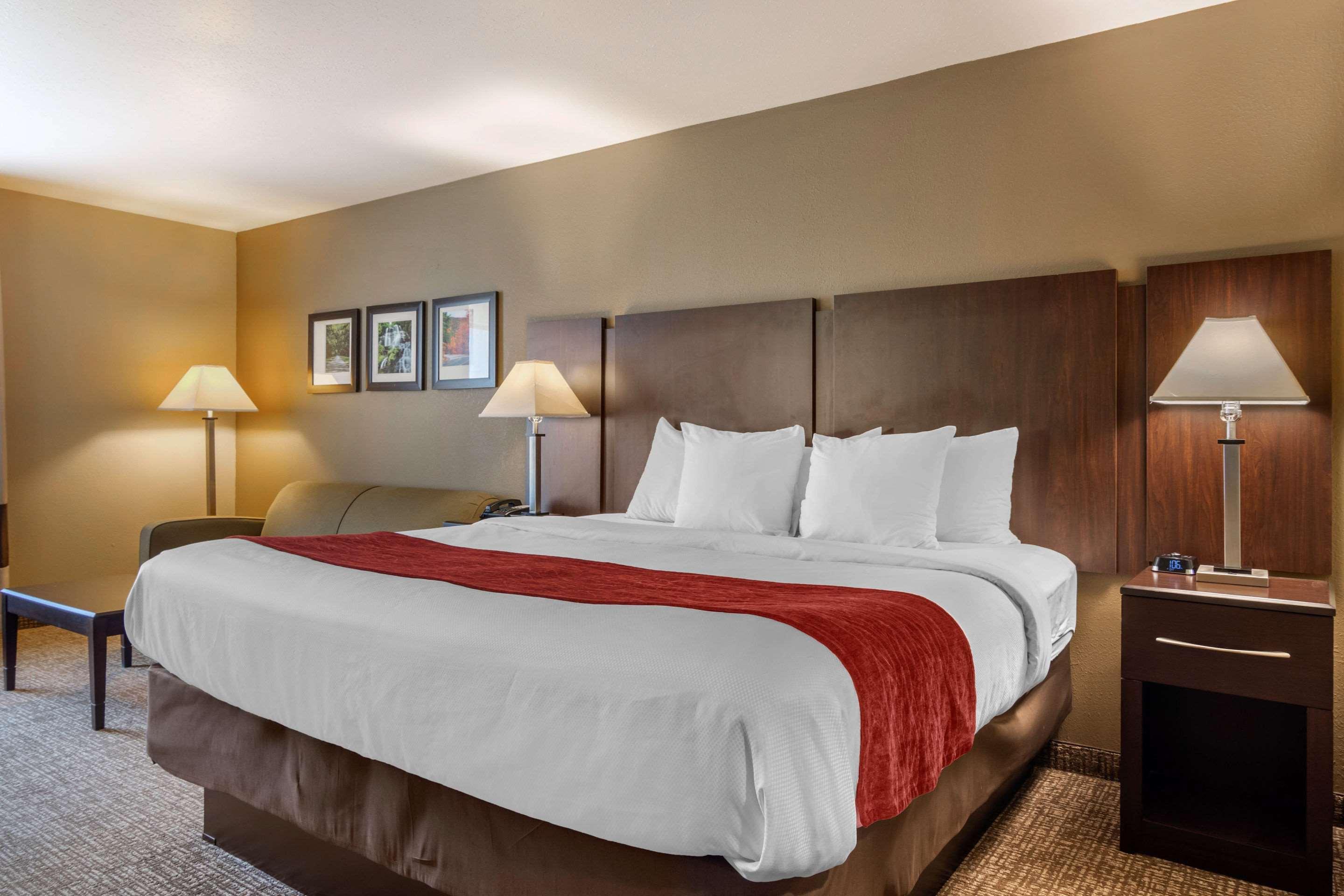 Comfort Inn & Suites Perry National Fairgrounds Area Екстериор снимка