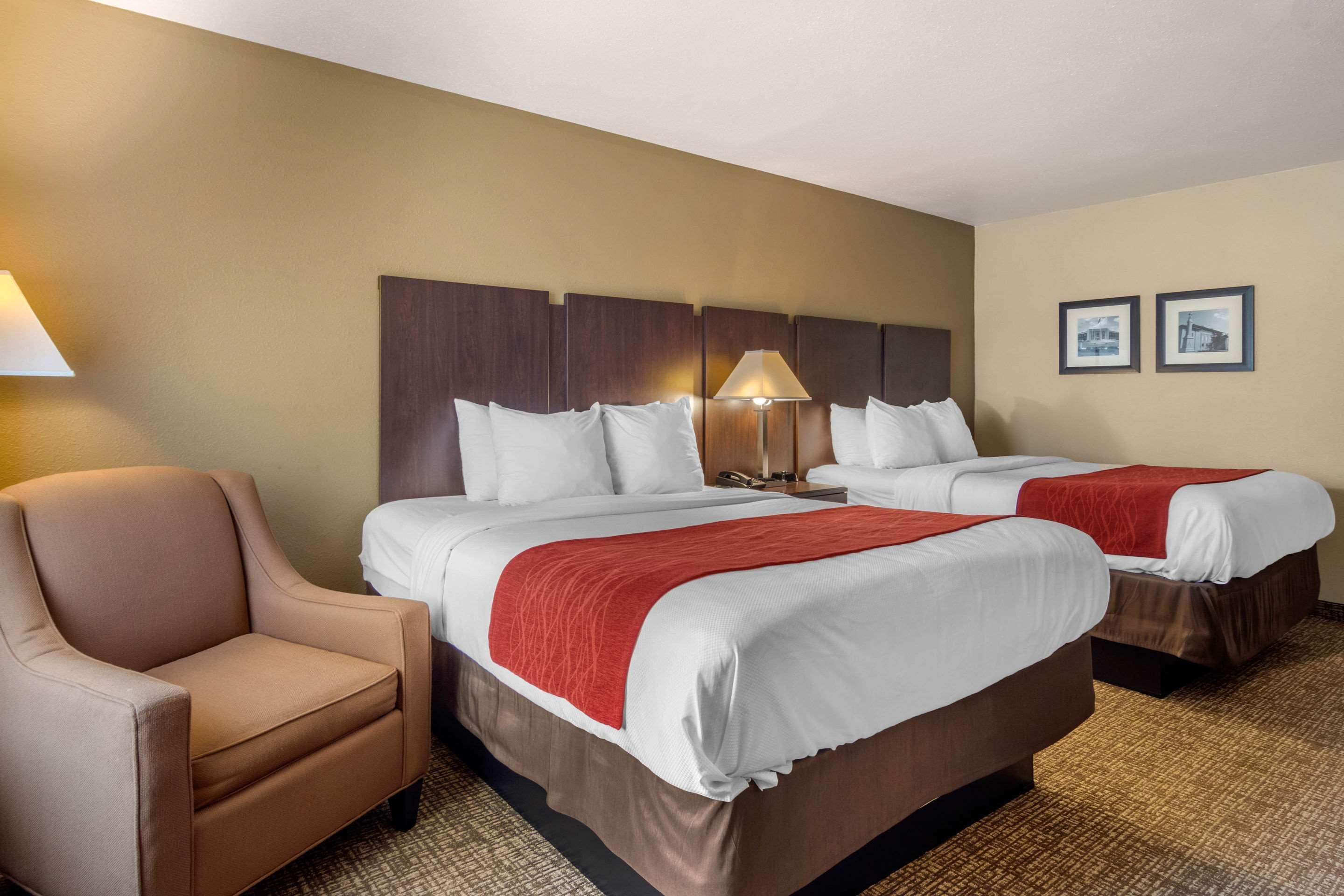 Comfort Inn & Suites Perry National Fairgrounds Area Екстериор снимка