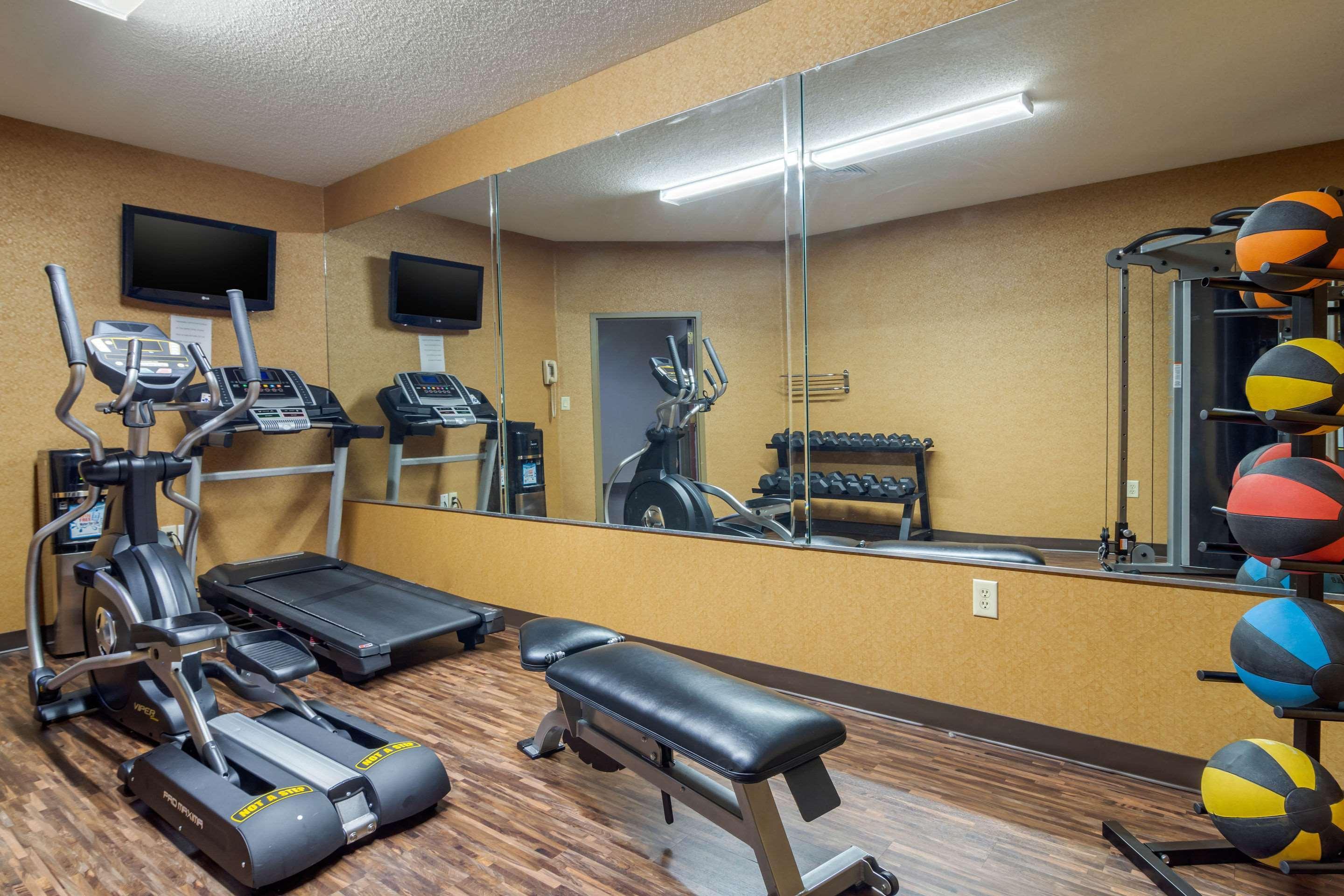 Comfort Inn & Suites Perry National Fairgrounds Area Екстериор снимка