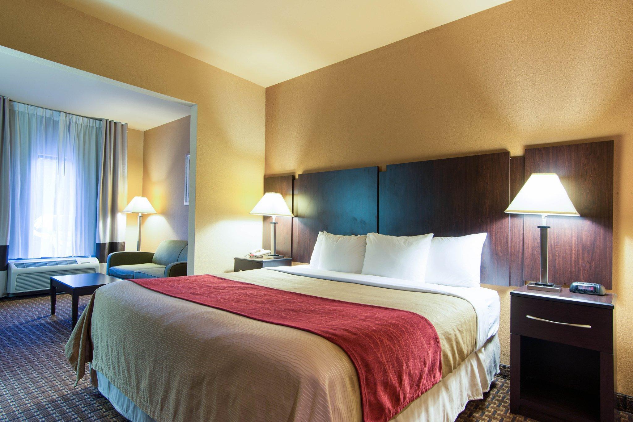 Comfort Inn & Suites Perry National Fairgrounds Area Екстериор снимка