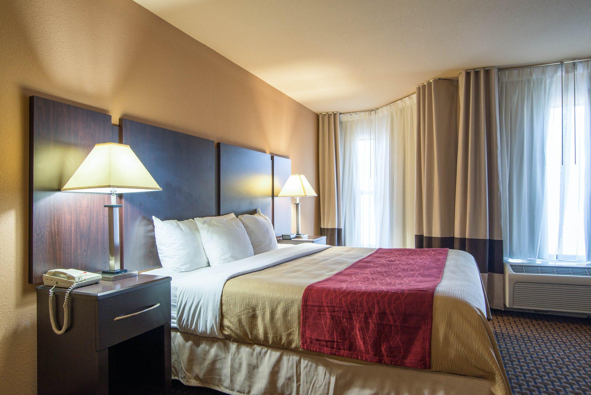 Comfort Inn & Suites Perry National Fairgrounds Area Екстериор снимка